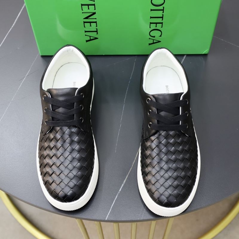 bo*te*ga Ve*ne*ta casual shoes